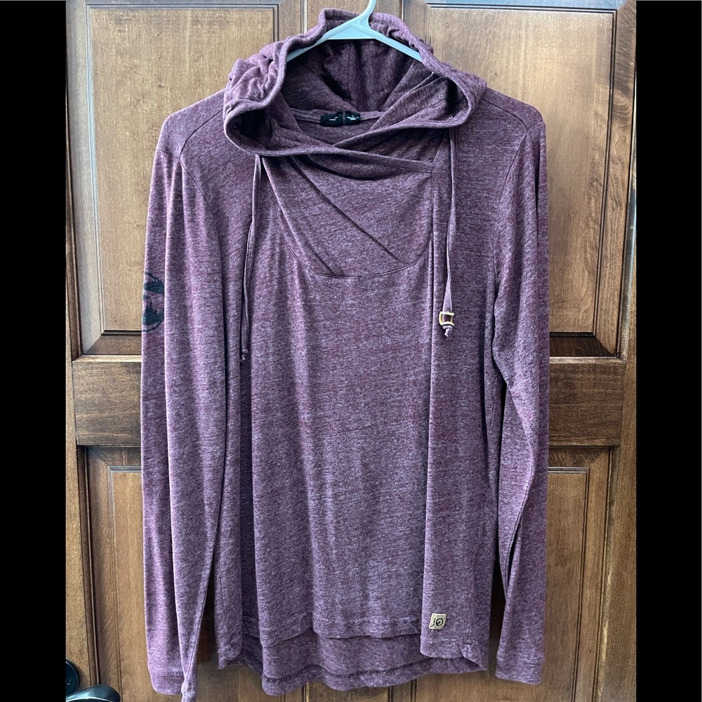 10tree TenTree long sleeved hooded shirt